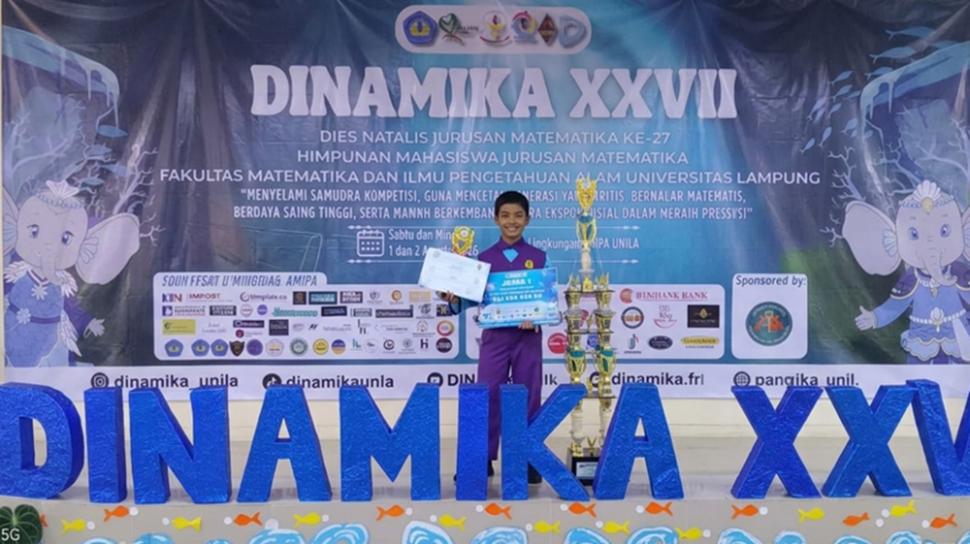 Dirgham Raih Juara 1, Boyong Piala Bergilir Gubernur di Kompetisi Matematika Dinamika Unila