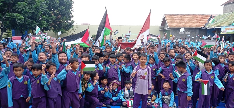 Tunjukkan Simpati dan Solidaritas, Ajak Siswa Gelar Orasi Bela Palestina