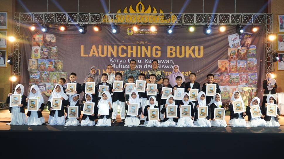 Lauching 30 Buku Antologi Siswa, Penasaran: Ini Daftar Judul Bukunya!