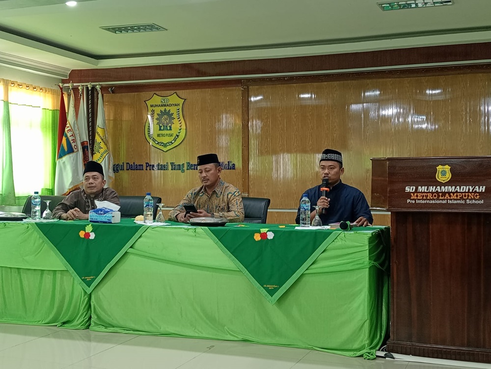 Kajian Guru dan Karyawan: Peran Pendidikan Muhammadiyah dalam Menyiapkan Kader Umat