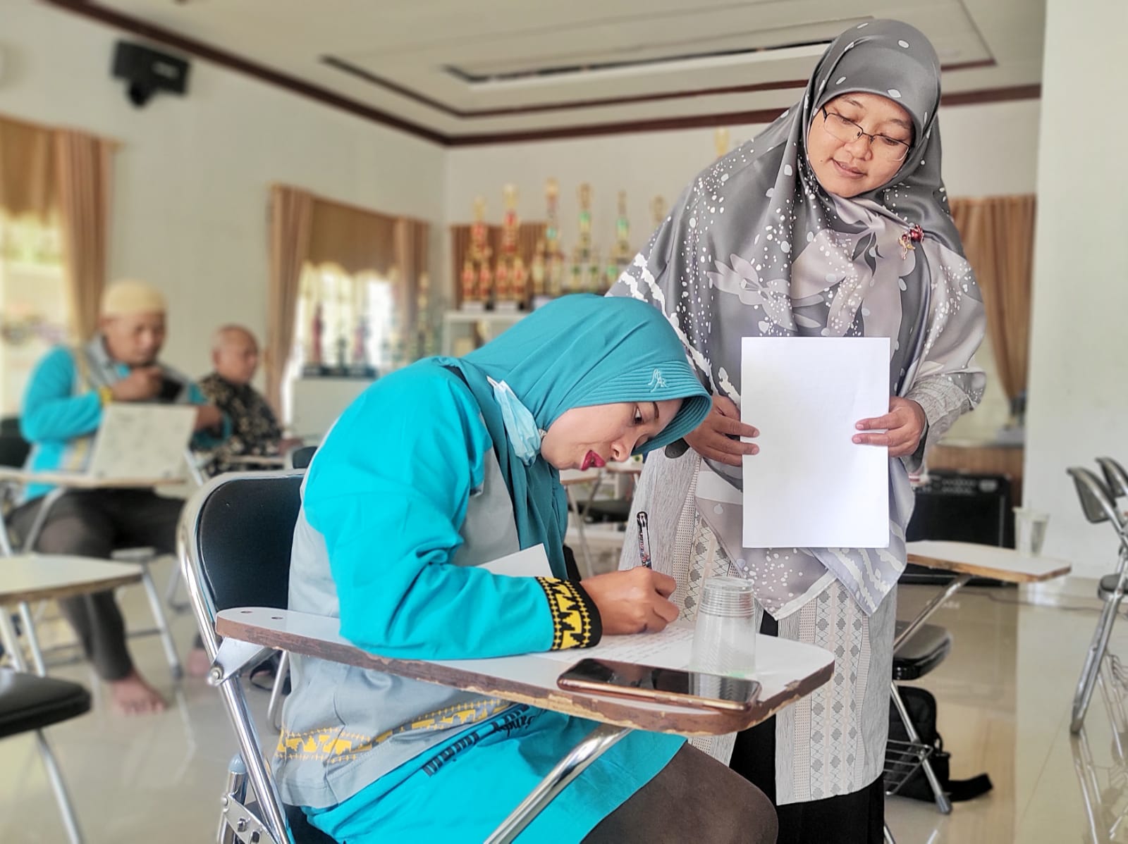 Giatkan Literasi, Siti Fatonah Mengisi Workshop