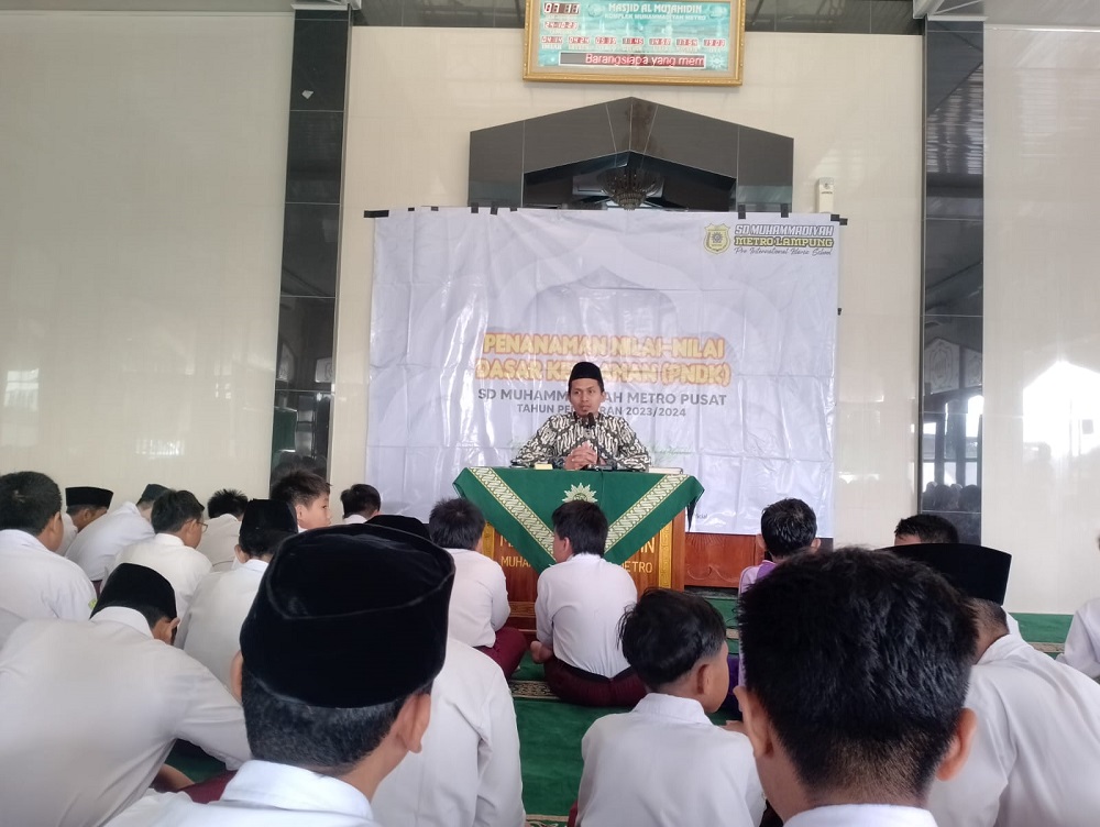 Penanaman Nilai-nilai Dasar Keislaman Kelas 6: “Jauhi Akhlakul Madzmumah”